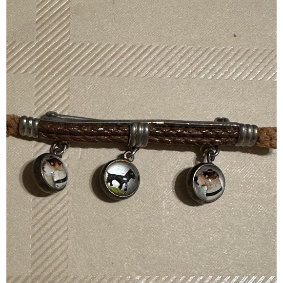 Art Deco Essex Crystal Reverse Painted Intaglio Pin Terrier Dog - Picture 2 of 7